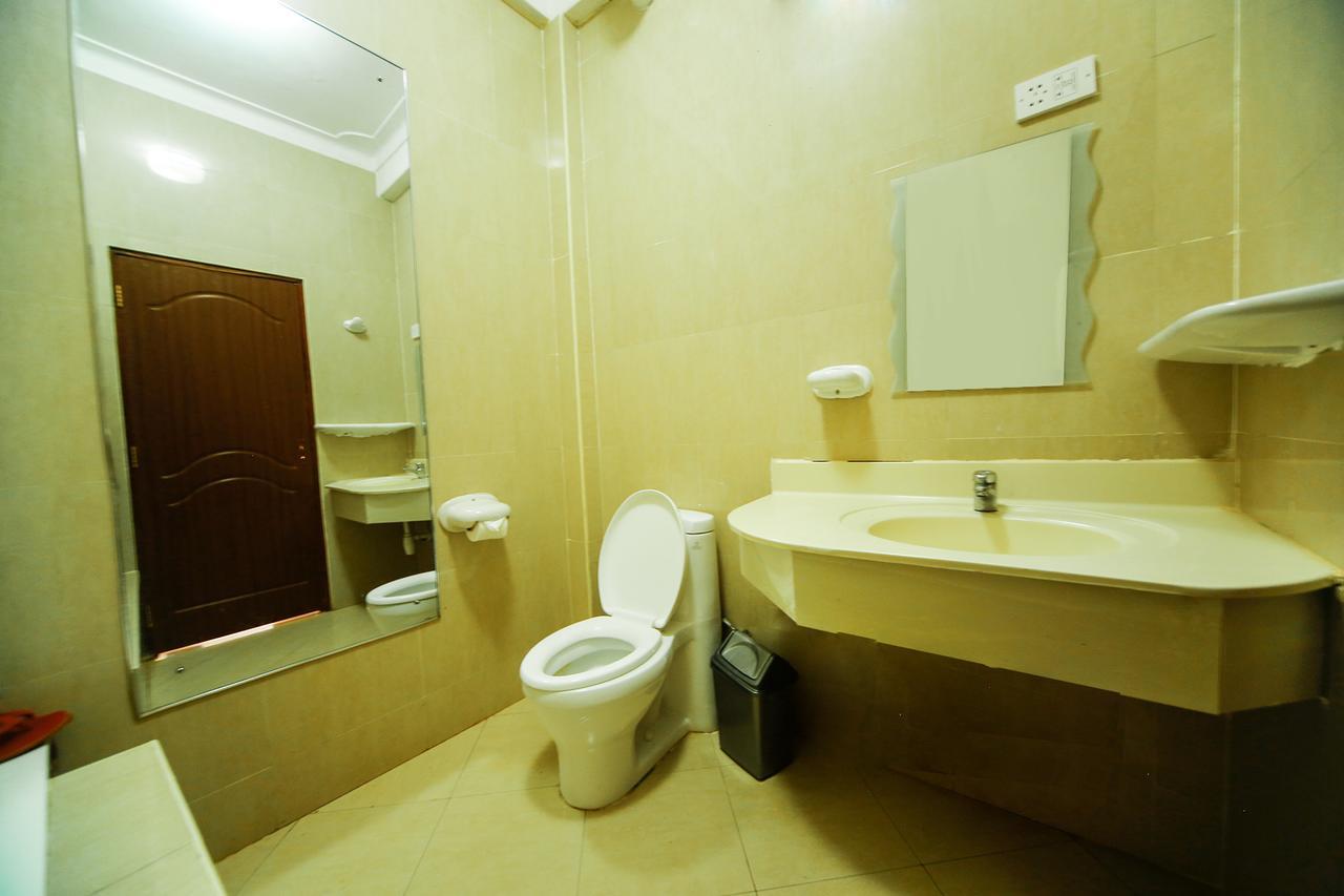 Katomi Kingdom Resort Entebbe Lyamutundwe エクステリア 写真