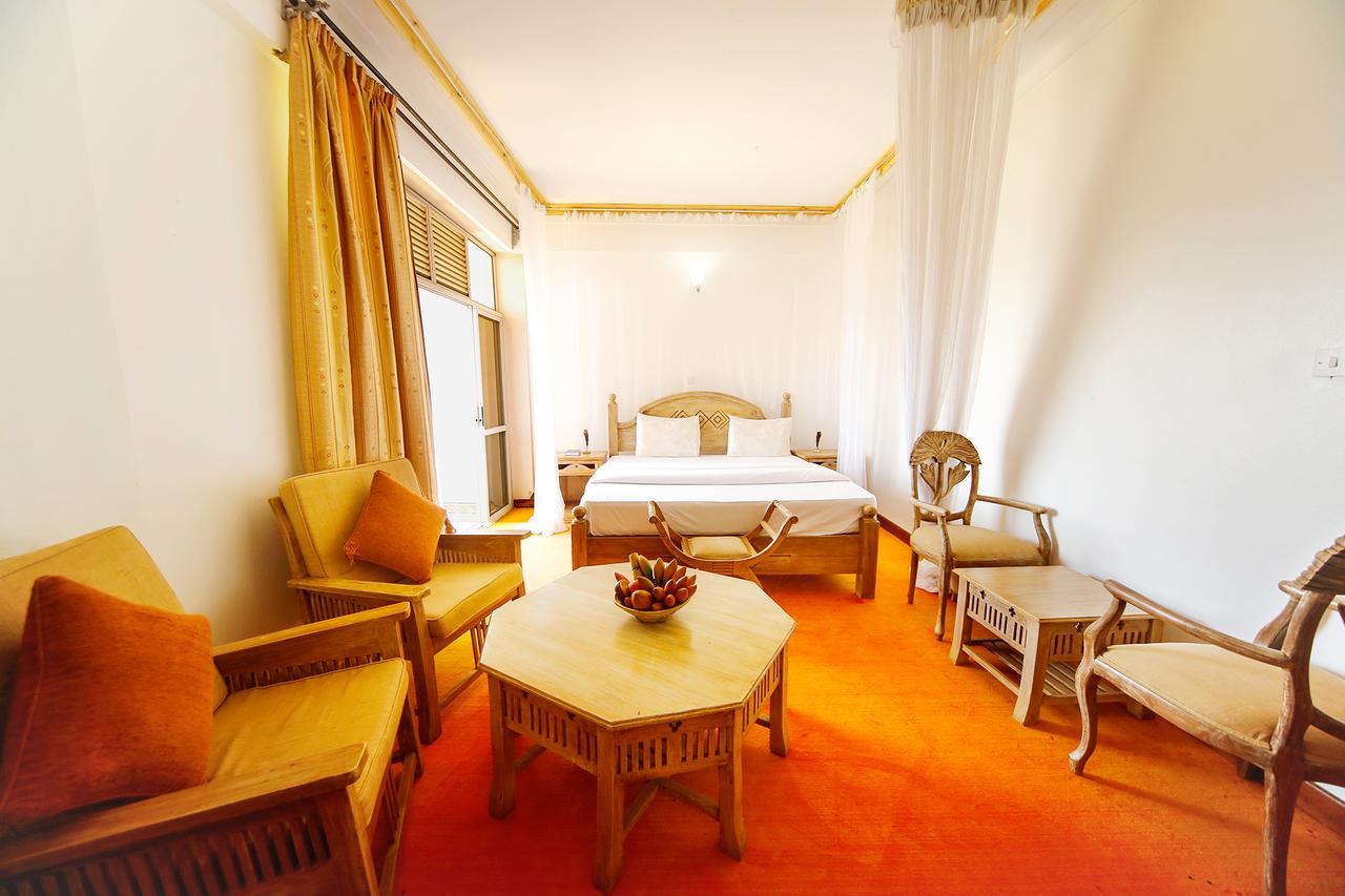 Katomi Kingdom Resort Entebbe Lyamutundwe エクステリア 写真
