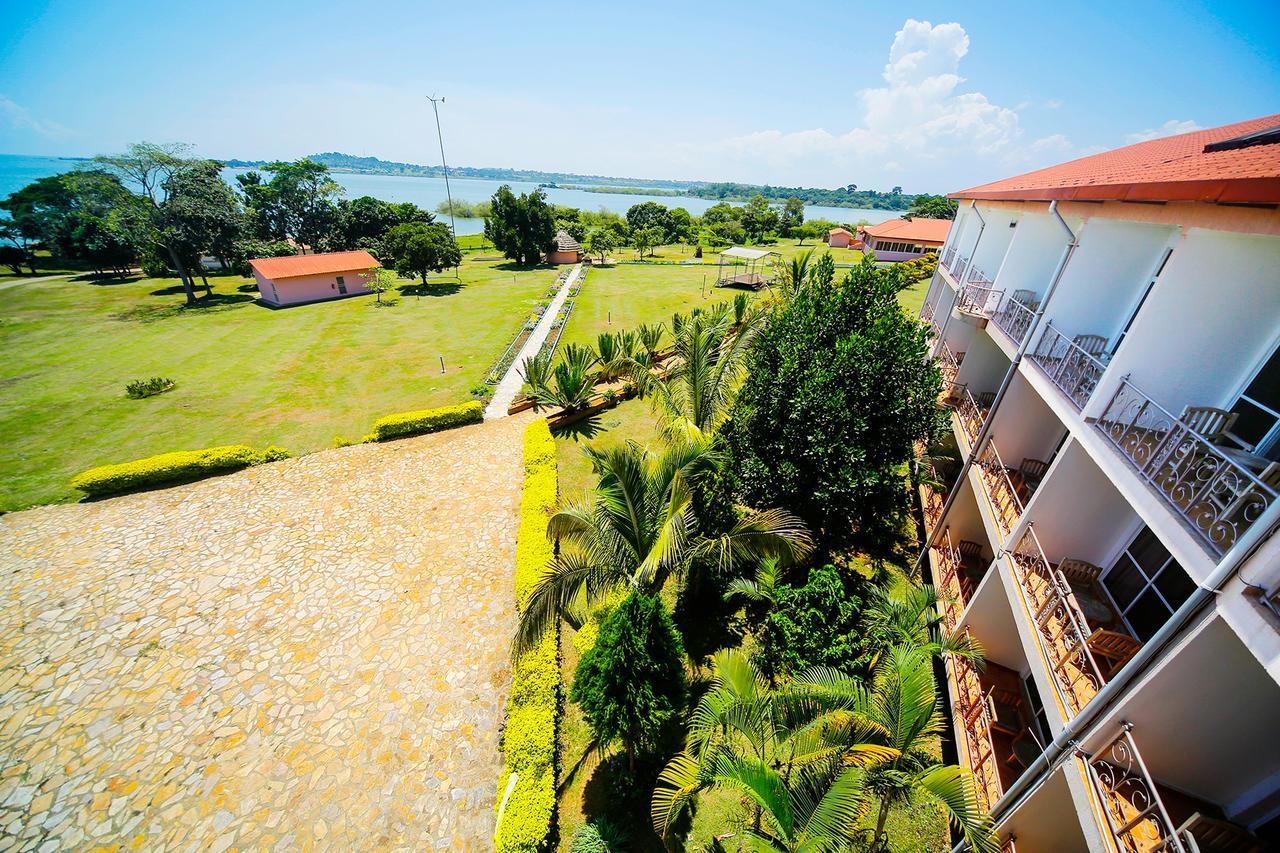 Katomi Kingdom Resort Entebbe Lyamutundwe エクステリア 写真